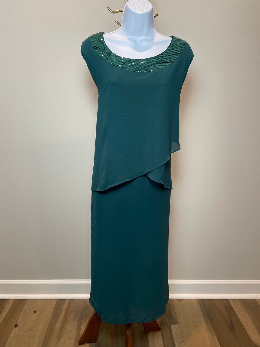 Hanna Nikole Green Chiffon Layered Shift Dress Size 24W New With Tag